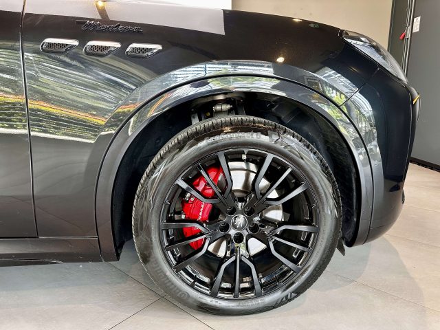 MASERATI Grecale usata, con Alzacristalli elettrici