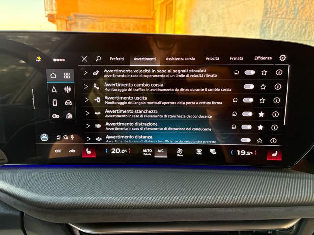 AUDI Q5 usata, con Autoradio digitale