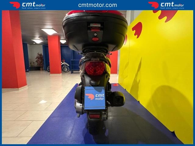 KYMCO People 300 usata 10