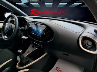 TOYOTA Aygo X usata 19