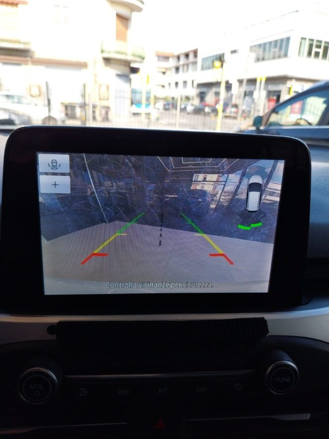 FORD Focus usata, con Park Distance Control