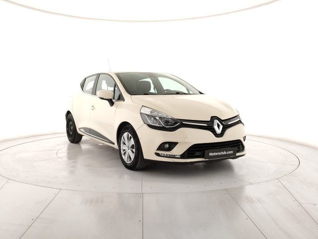RENAULT Clio usata, con Autoradio