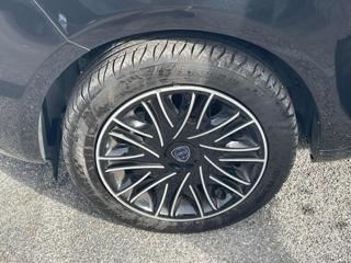 LANCIA Ypsilon usata, con Sedile posteriore sdoppiato