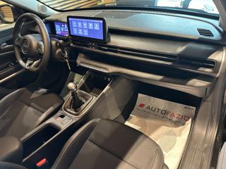 JEEP Avenger usata, con USB