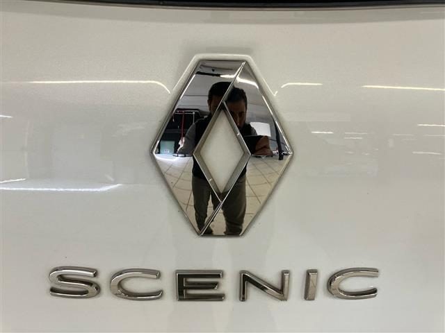 RENAULT Scenic usata 27