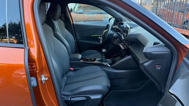 PEUGEOT 2008 usata, con Park Distance Control
