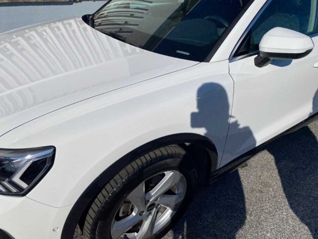 AUDI Q3 usata, con Sensori di parcheggio posteriori
