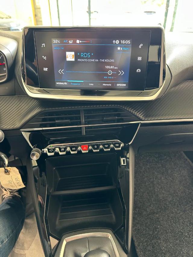 PEUGEOT 2008 usata 19