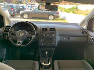 VOLKSWAGEN Touran usata, con Servosterzo