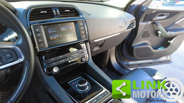 JAGUAR F-Pace usata, con Climatizzatore
