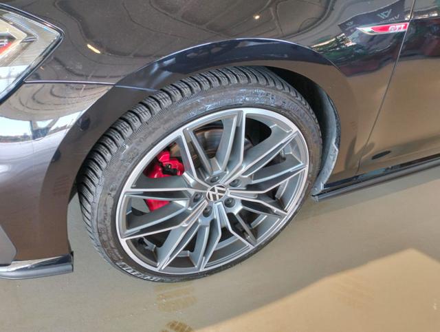 VOLKSWAGEN Golf GTI usata, con Boardcomputer