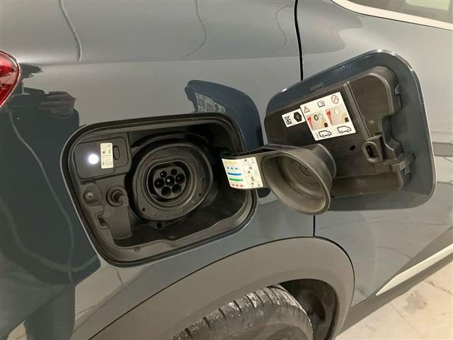 RENAULT Captur usata 22