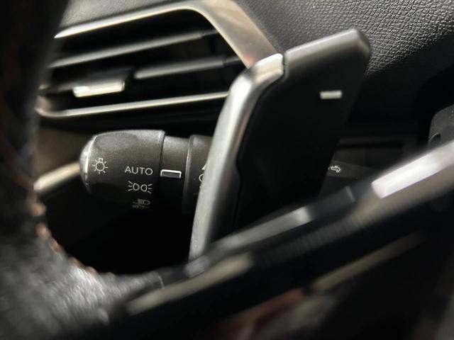 PEUGEOT 3008 usata, con Regolazione elettrica sedili