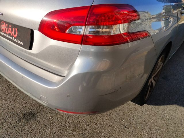 PEUGEOT 308 usata, con Sensore di luce