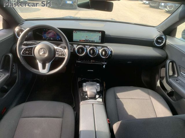 MERCEDES-BENZ CLA 180 usata, con Cruise Control
