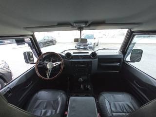 LAND ROVER Defender usata, con Bluetooth