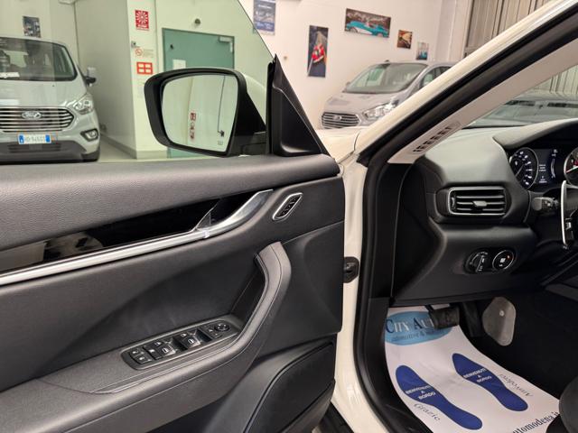 MASERATI Levante usata, con Autoradio