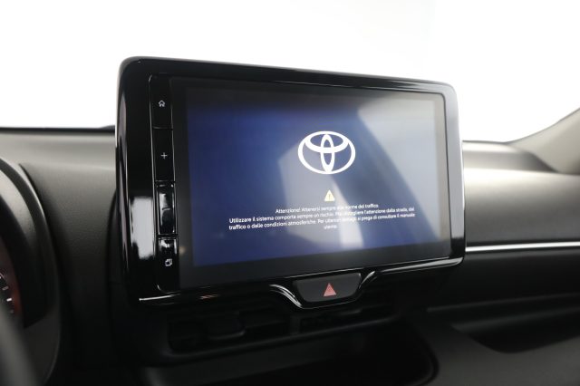 TOYOTA Yaris usata 7