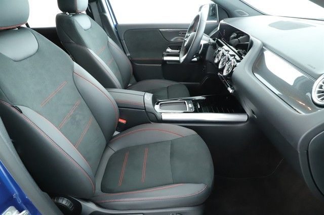 MERCEDES-BENZ GLA 200 usata, con Cronologia tagliandi