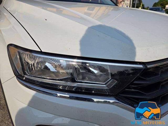 VOLKSWAGEN T-Roc usata 26