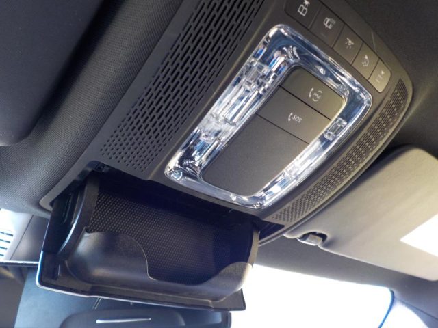 MERCEDES-BENZ A 180 usata, con Telecamera per parcheggio assistito