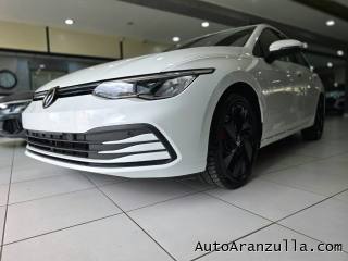 VOLKSWAGEN Golf usata, con USB