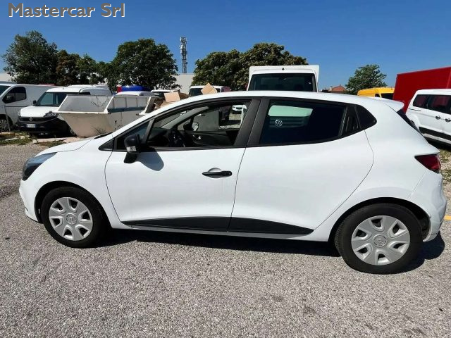 RENAULT Clio usata, con Climatizzatore