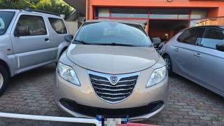 LANCIA Ypsilon usata, con Airbag