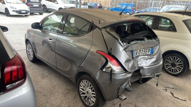 LANCIA Ypsilon usata, con Airbag testa