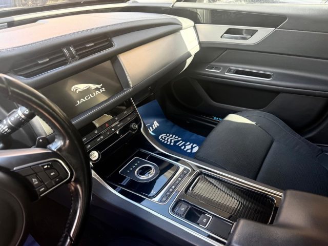 JAGUAR XF usata, con Chiusura centralizzata