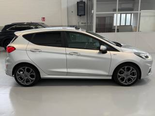 FORD Fiesta usata, con Autoradio