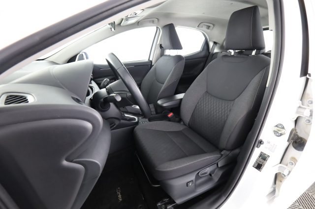 TOYOTA Yaris usata 2