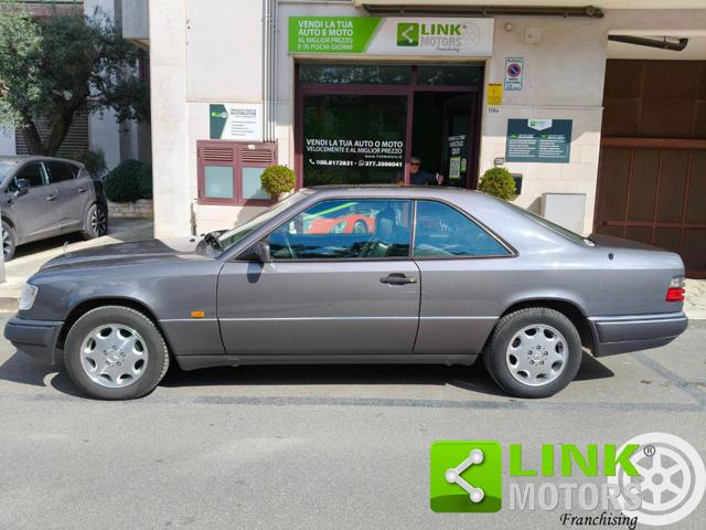 MERCEDES-BENZ E 200 usata 28