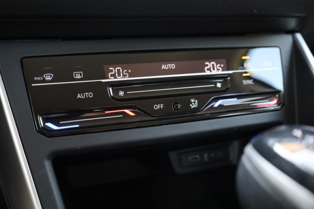 VOLKSWAGEN Taigo usata, con Android Auto