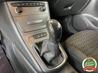 OPEL Astra usata, con USB