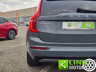 VOLVO XC90 usata, con Sensori di parcheggio anteriori
