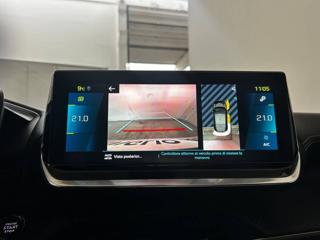 PEUGEOT 208 usata, con USB