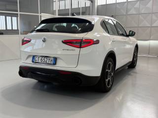 ALFA ROMEO Stelvio usata, con Autoradio