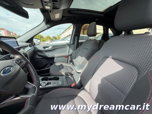 FORD Kuga usata, con 360° camera
