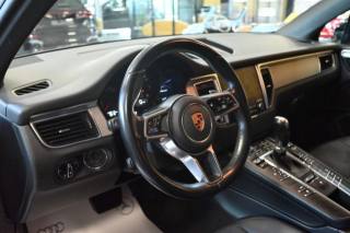 PORSCHE Macan usata 129