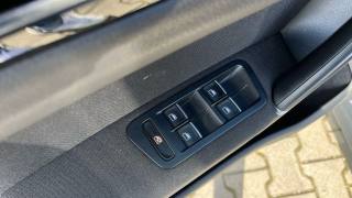 VOLKSWAGEN Golf Sportsvan usata, con Climatizzatore
