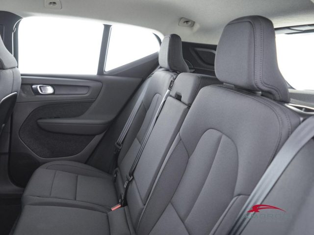 VOLVO XC40 usata 9