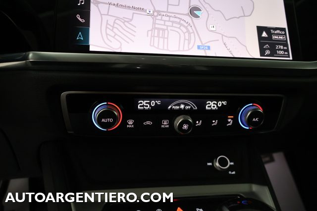 AUDI Q3 usata, con Park Distance Control