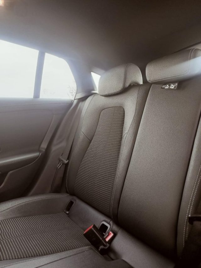 MERCEDES-BENZ CLA 200 usata, con Sensore di pioggia
