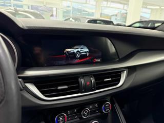 ALFA ROMEO Stelvio usata, con Telecamera per parcheggio assistito