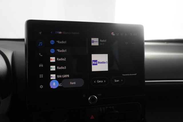 TOYOTA Yaris Cross usata 9