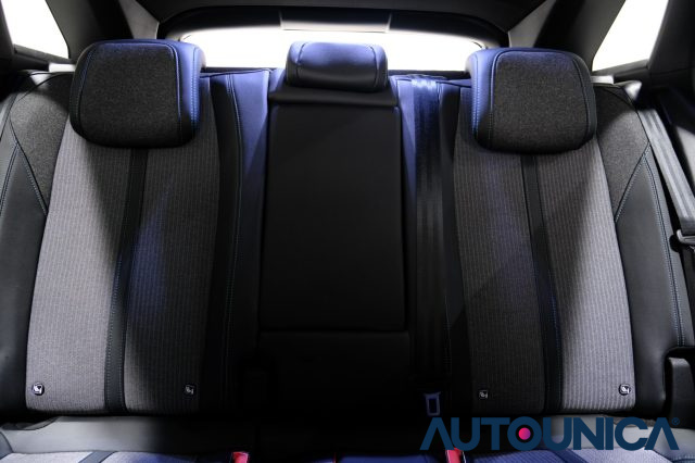 PEUGEOT 3008 usata, con Sensore di pioggia