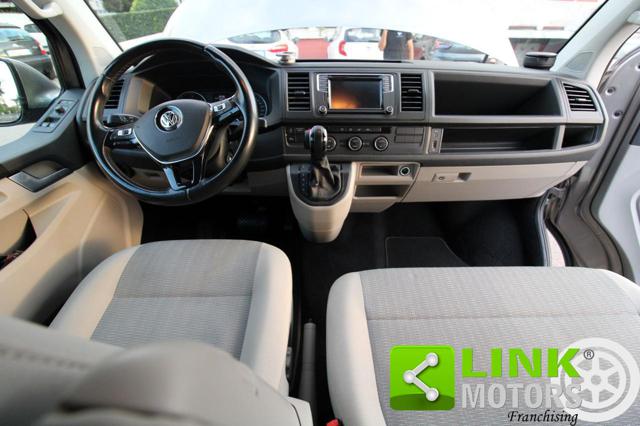 VOLKSWAGEN Caravelle usata, con Leve al volante