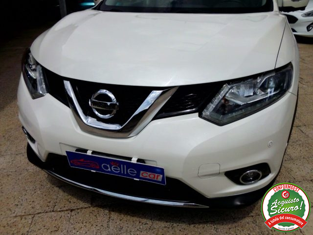 NISSAN X-Trail usata, con Specchietti laterali elettrici