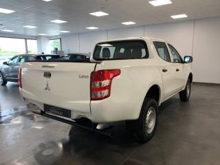 MITSUBISHI L200 usata, con Autoradio